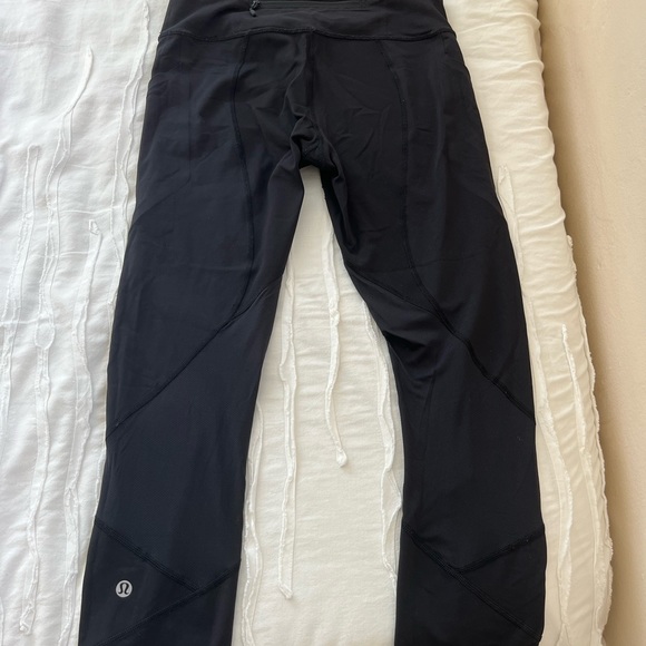 Lululemon Old align 21” cropped leggings with pocket - Picture 4 of 6